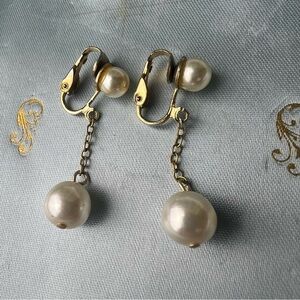 Elegant Gold and Cream Dangle Earrings